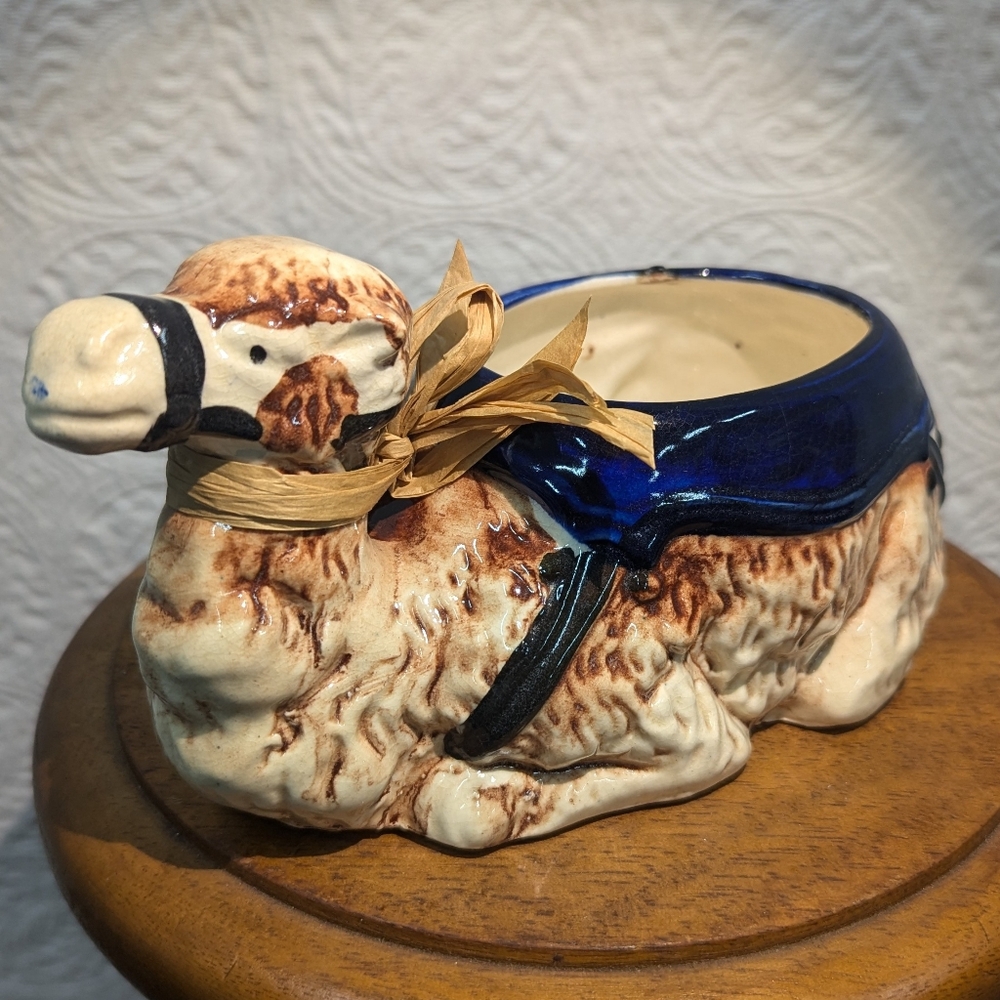 Planter Vintage Camel Ceramic